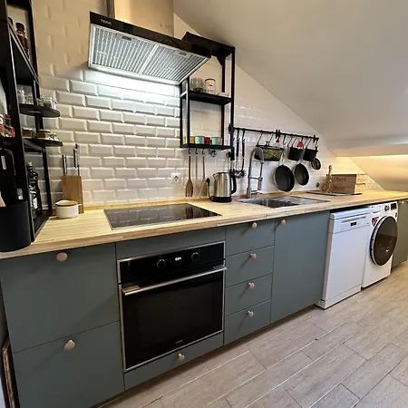 Апартаменти View